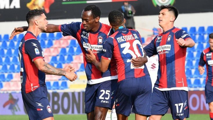 Crotone-Torino 4-2: Simy, Reca e Ounas riaccendono i calabresi