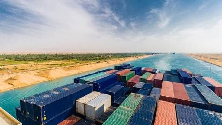 Mar Rosso, l’allarme degli spedizionieri: fino a un milione di extracosti per ogni nave che sceglierà la rotta del Capo di Buona Speranza