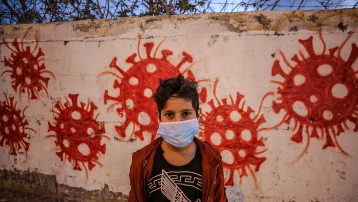 Sfiniti dal virus