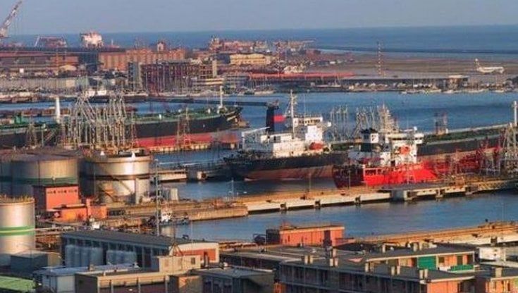 Porto di Genova, ricorso contro i depositi chimici