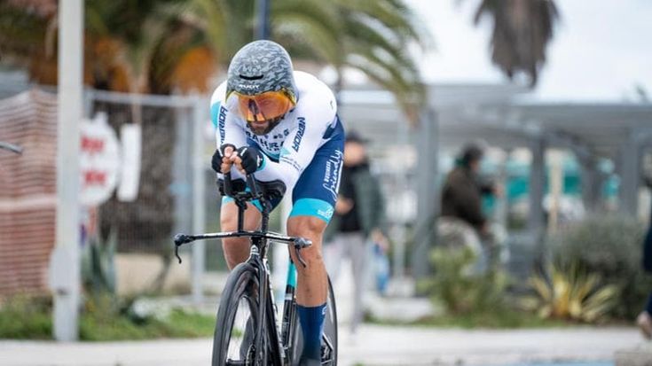 Supercaschi e polemiche, i produttori rispondono all’Uci. Fava (Rudy Project): “Performance più sicurezza, questa è la nostra linea”