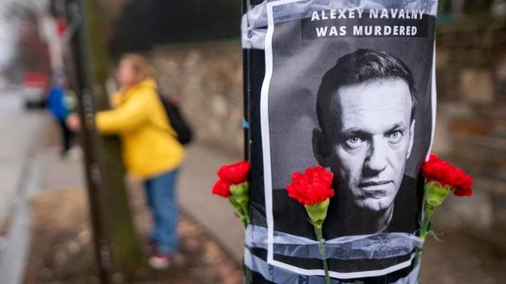 Navalny, il funerale entro venerdì. Team al lavoro per l’addio “pubblico”