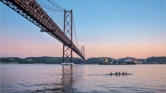 National Geographic Traveler Italia, in viaggio per il mondo sul divano o zaino in spalla
