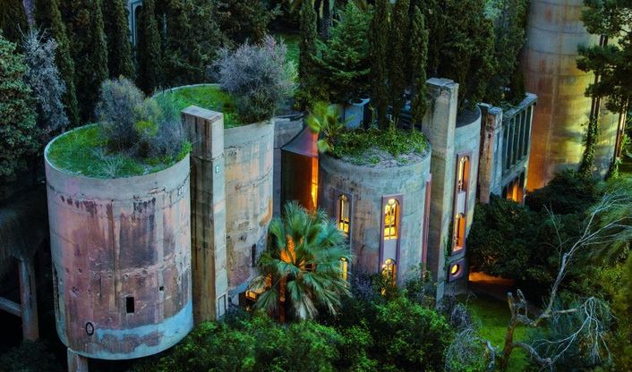 Il fascino dell'abbandono: così l'architettura muore e risorge