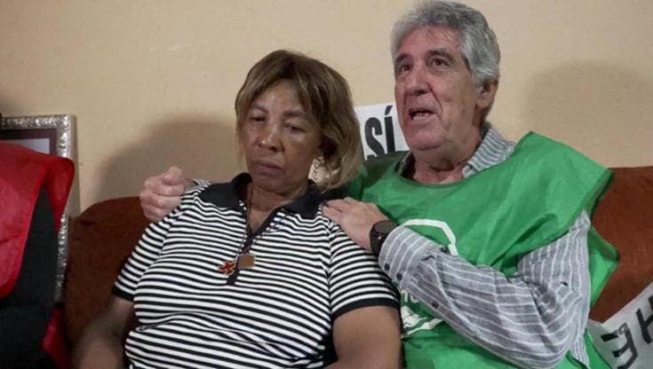 Spagna, bloccato lo sfratto a una 62enne: "Ho pensato di lanciarmi dalla finestra"