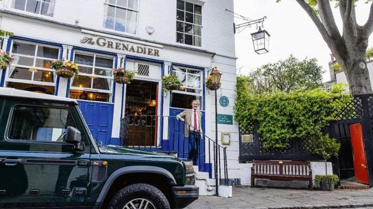 Ineos Grenadier, il pub dove è nata l’idea è il primo “World origin site” di un’auto