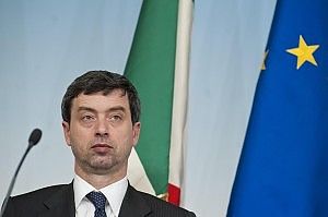 Ecomafie, 2.800 illeciti nel Lazio nel 2012<br />Il ministro Orlando: "Superare Malagrotta"