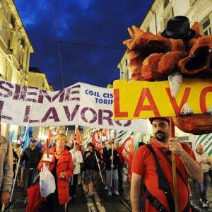 Boom di disoccupazione giovanile: <br />il triste record &egrave; sotto le Due Torri
