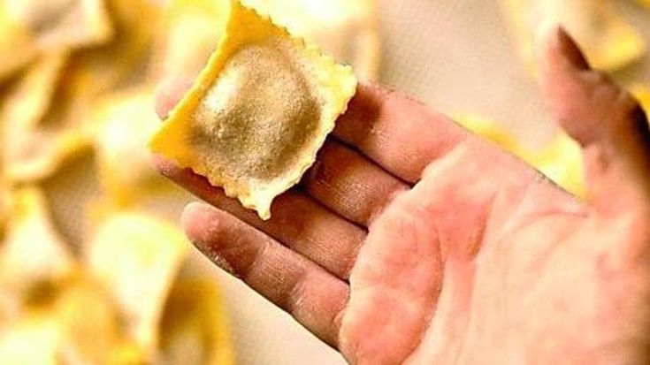 Agnolotti al ripieno di zucca e amaretto per immergersi nell’autunno