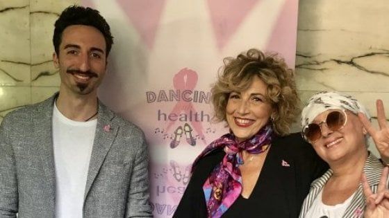 Tumore al seno, quattro passi di danza per sentirsi meglio