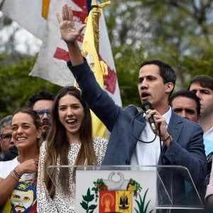 Espulsione del personale diplomatico, tregua di un mese tra Usa e Venezuela