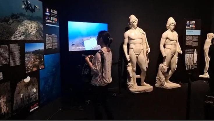 Baia, volano in Giappone le statue romane riprodotte in 3D