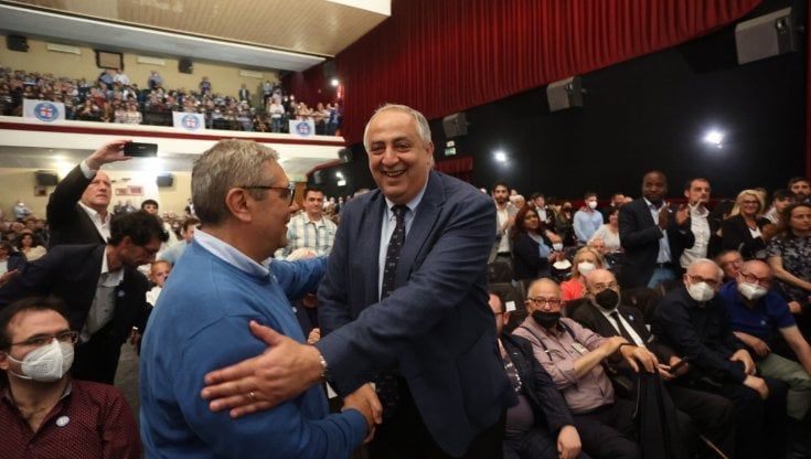La tentazione di Musumeci: candidarsi in solitaria. Cuffaro abbraccia Lagalla