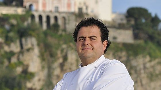 Gennaro Esposito: "Vi racconto la vera vita dei cuochi. Altro che star, siamo bestie da soma"