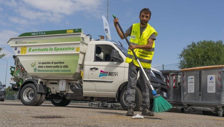 Rifiuti Bologna: arriva lo spazzino di quartiere