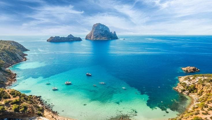 Isole Baleari, Ibiza e Formentera viste da spiagge incontaminate