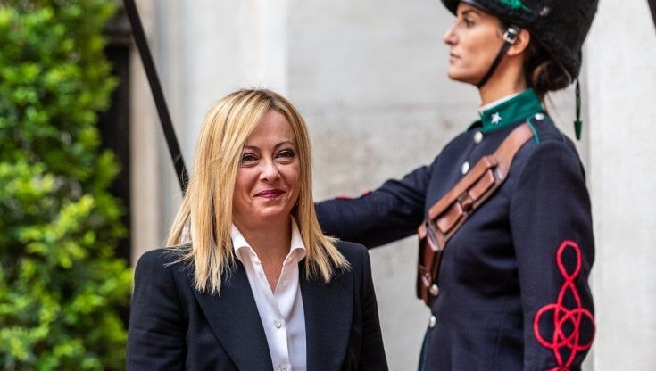 Una domanda a mamma Giorgia Meloni; e le altre donne?