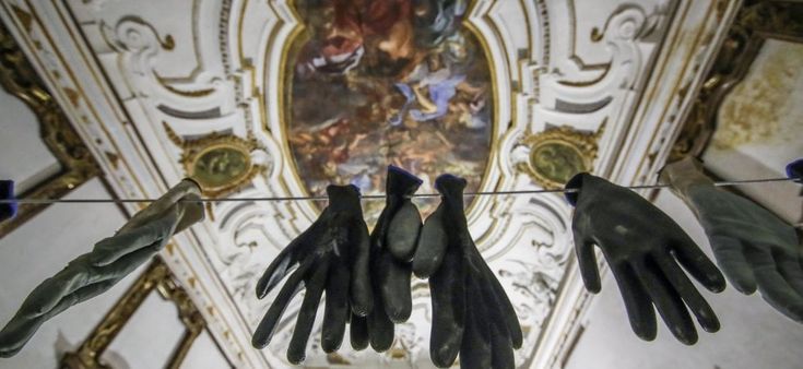 Palermo, se tre artisti rileggono il palazzo settecentesco 