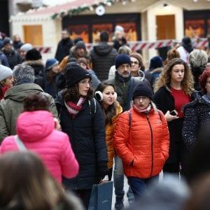 Istat, commercio in calo a ottobre: giù le vendite al dettaglio 