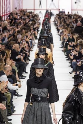 I must have dell'inverno: 10 capi e accessori da comprare durante i saldi