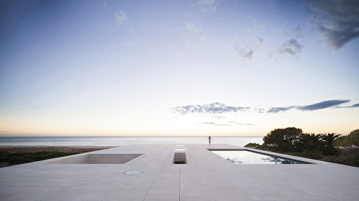 Spagna, House of the infinite: la piscina sull'oceano