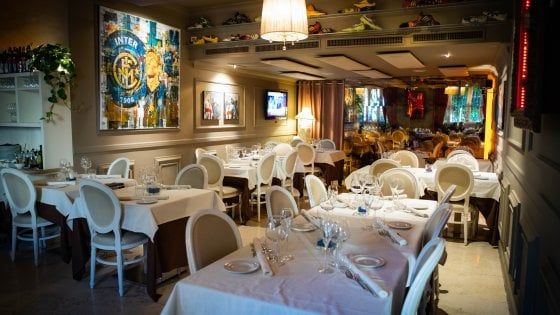 Calciatori al ristorante: tra dieta, peccati di gola e sapori di casa