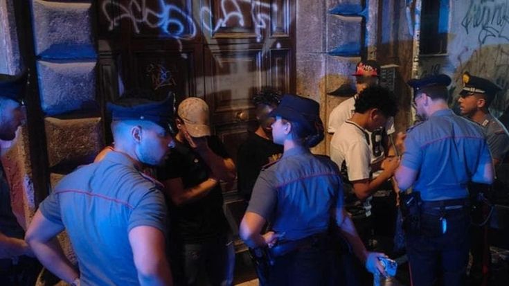 Trastevere, stretta contro lo spaccio dei maranza: otto arresti tra Ponte Sisto e piazza Trilussa