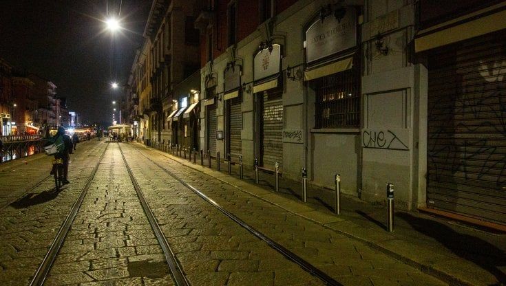 Coronavirus a Milano, lo spettro della serrata sulla "grande ammalata"