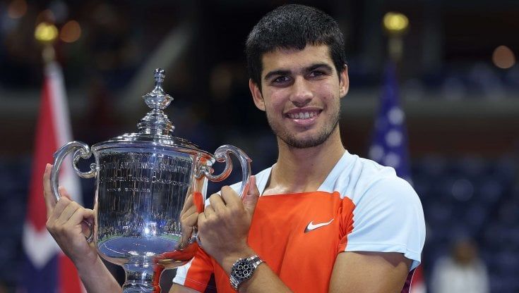 Carlos Alcaraz vince gli Us Open e diventa il più giovane numero uno del mondo: battuto Ruud