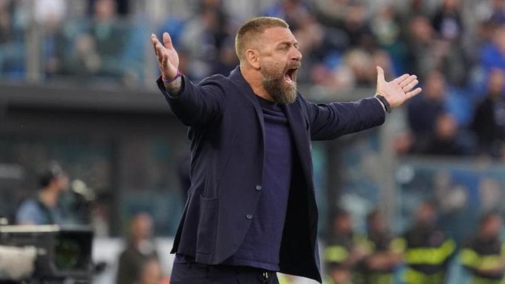Genoa a testa bassa. L’ambizione di De Rossi: “Battere un Como super”