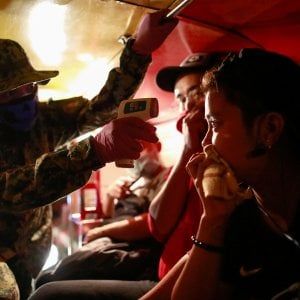 Filippine, da stanotte isolata tutta Manila: 12 milioni di abitanti “congelati” per 30 giorni