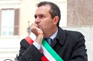 De Magistris alla Tommasielli:<br />"Capisco lo sfogo"
