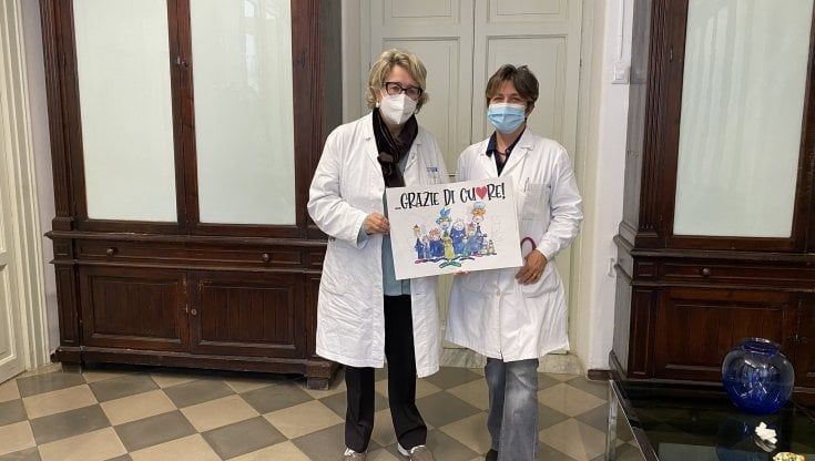 L'incubo dei bimbi malati di Covid: in un mese ricoveri raddoppiati 