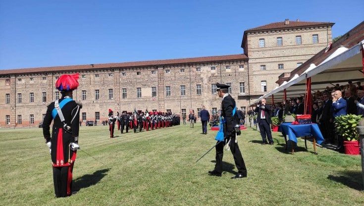 I carabinieri celebrano i 208 anni dalla fondazione: "Quartieri difficili, la nostra priorità"