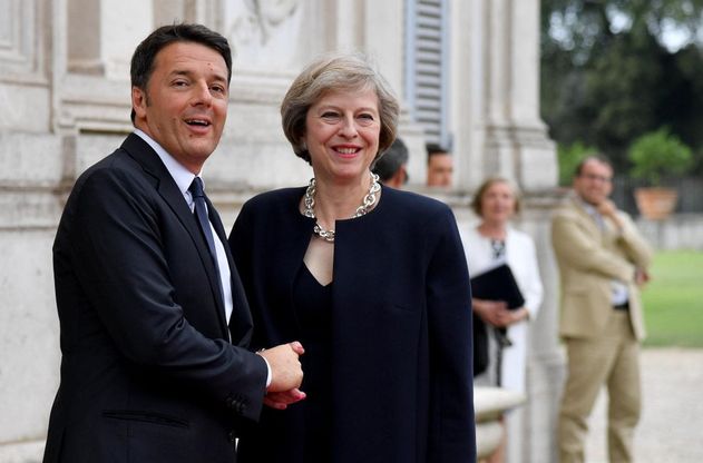 Brexit, May a Renzi: "Garantirò stessi diritti agli italiani. Lotta comune al terrore non cambia"