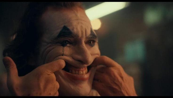 Joaquin Phoenix è il Joker - Il trailer del film in sala il 3 ottobre