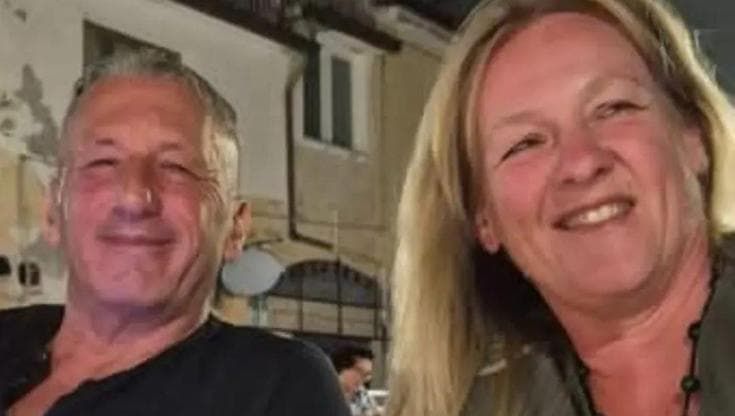 Incidente d'auto nel Nolano, muoiono marito e moglie di Sorrento