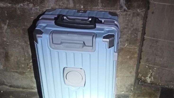 Firenze, evacuato il Duomo per una valigia sospetta ma è stato un falso allarme, l’avevano dimenticata due turisti