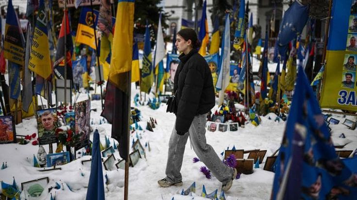 Ucraina, il politologo Fesenko: “Troppe concessioni degli Usa ai russi, così la guerra si prolunga”