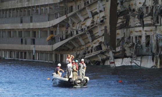 Concordia, Genova rilancia il suo piano per la demolizione