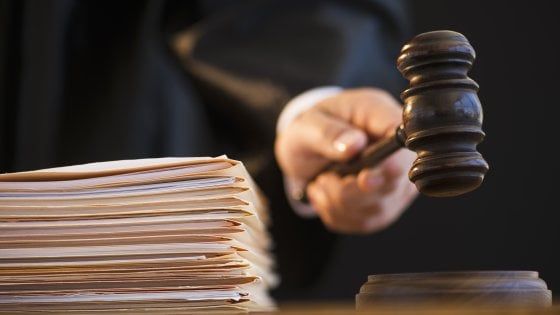 Sentenza a Siracusa: 22 anni di lavoro esposti all'amianto ne valgono 33