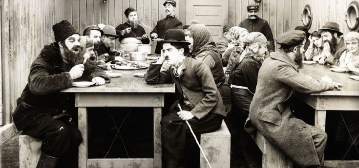 Charlot compie 100 anni. Bologna lo festeggia con mostre, film e concerti