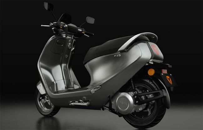 Yadea C1S, scooter vintage 100% elettrico