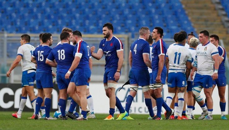 Rugby, Sei Nazioni: l'Italia fa un'altra figuraccia, la Francia travolge gli azzurri 50-10