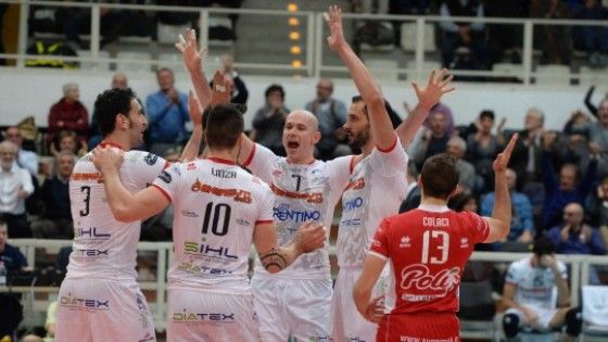 Volley, SuperLega: Macerata cade a Trento, Modena sola al comando