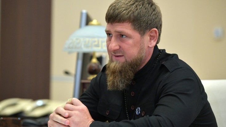 Cecenia, la ricetta di Kadyrov contro i No-vax: non ammessi in moschea e in coda per le cure