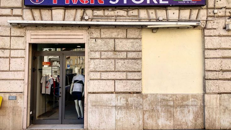 Dai pub alle feste, il grande business del distretto nero