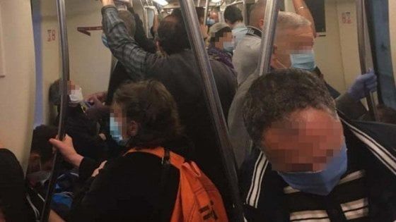 Trasporti Roma, Raggi: "Cercheremo di aumentare corse e anticipare apertura metro"