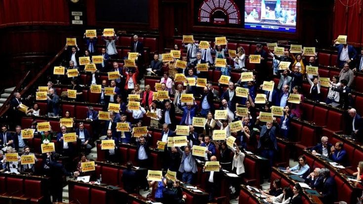 Autonomia, sì della Camera alle pre-intese con il Nord