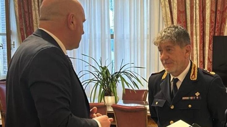 Ostia saluta Fabrizio Petrucci, va in pensione il poliziotto gentleman